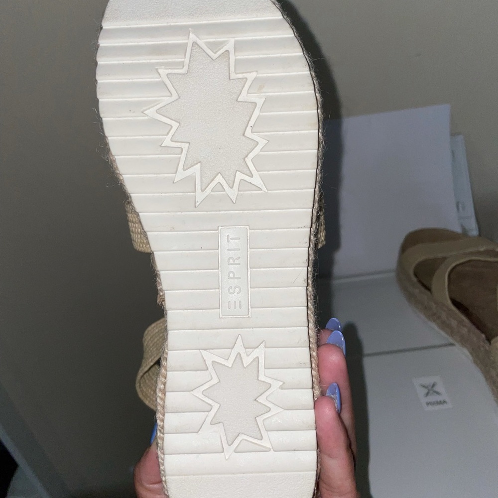 Sandals - Picture 2 of 5